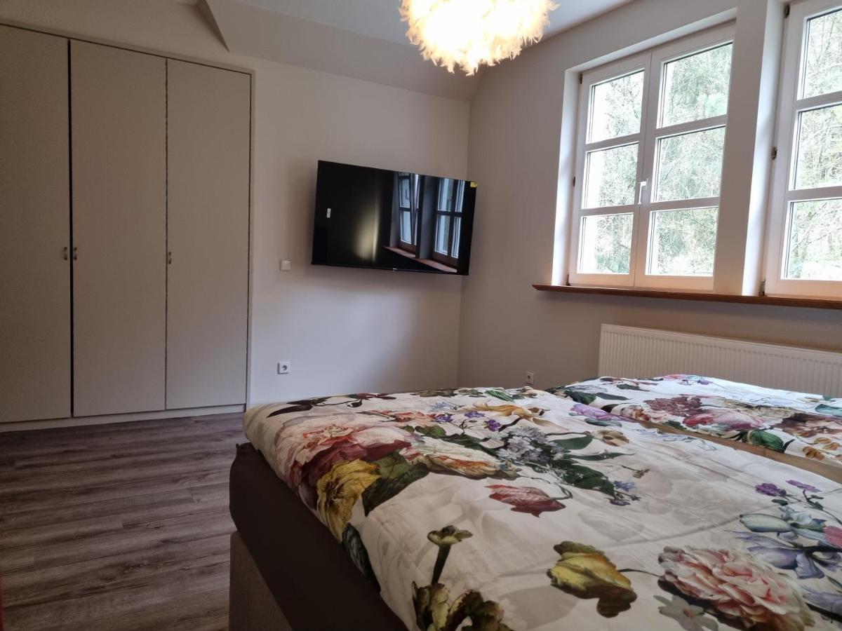 5 Sterne Bahnhoftraum, Appartement "Waldliebe" 133Qm, Grosse Terrasse 70Qm, Qr Code Scannen Fuer Virtuellen Rundgang, Premium Ausstattung ブラウンフェルス エクステリア 写真